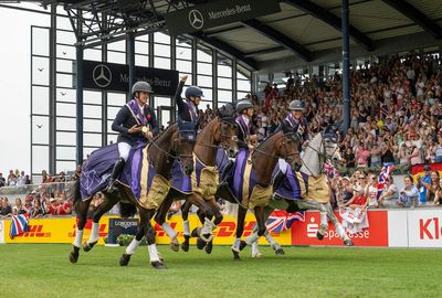 World Championships - roundup